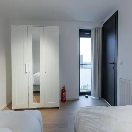 別荘 Newly Built For 6 People By The Sea